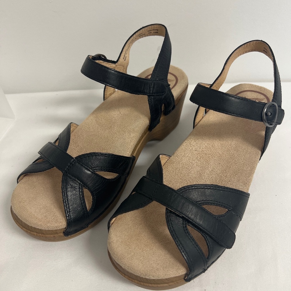 Dansko Season Sandal- size 6 (37)